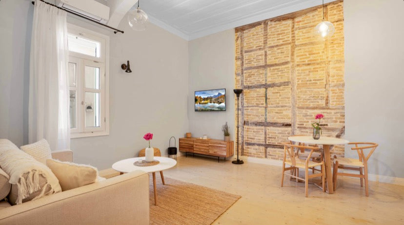 Historic Building – Lefkada Old Town